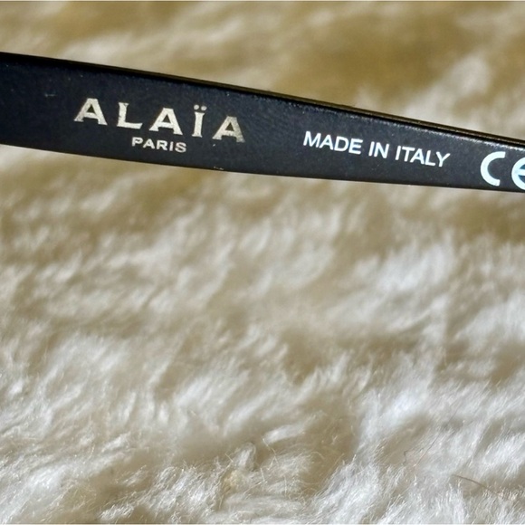 Alaia Women’s Cat Eye Sunglasses - Picture 6 of 11